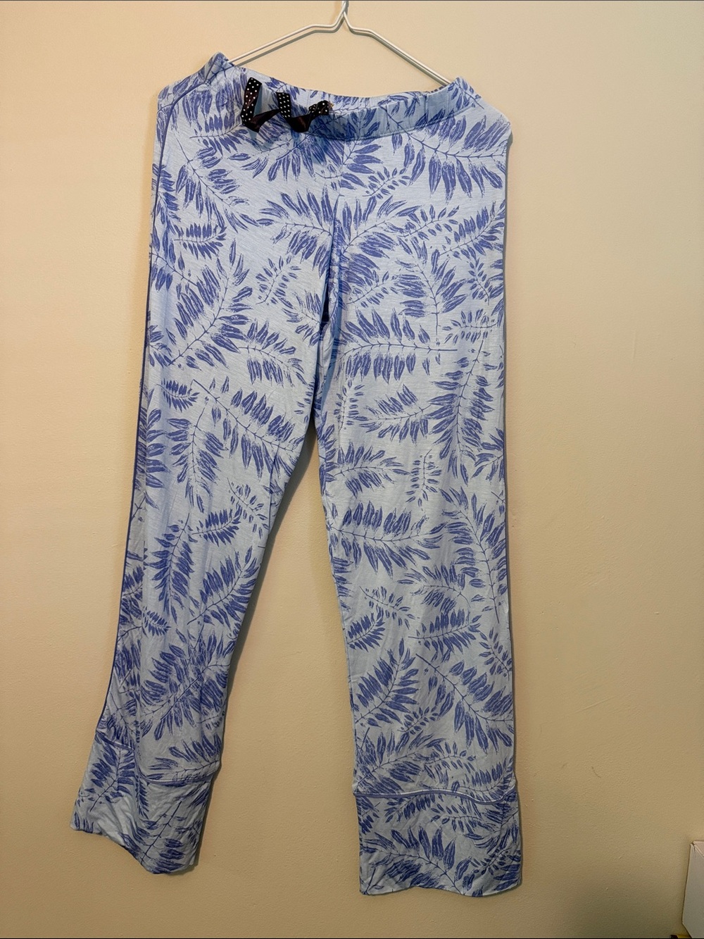 Hale Bob Light Blue with Leaf Print Lounge Pants size small NWOT